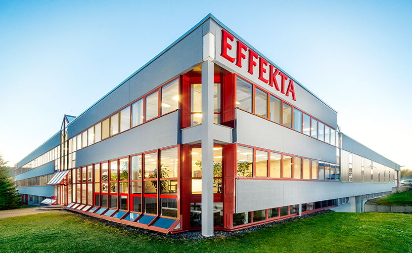 Modernes Foto des EFFEKTA-Firmensitzes in Rottweil, das den Fortschritt und die Innovationskraft des Unternehmens symbolisiert.
